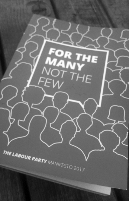 Gedrucktes Labour-Wahlprogramm