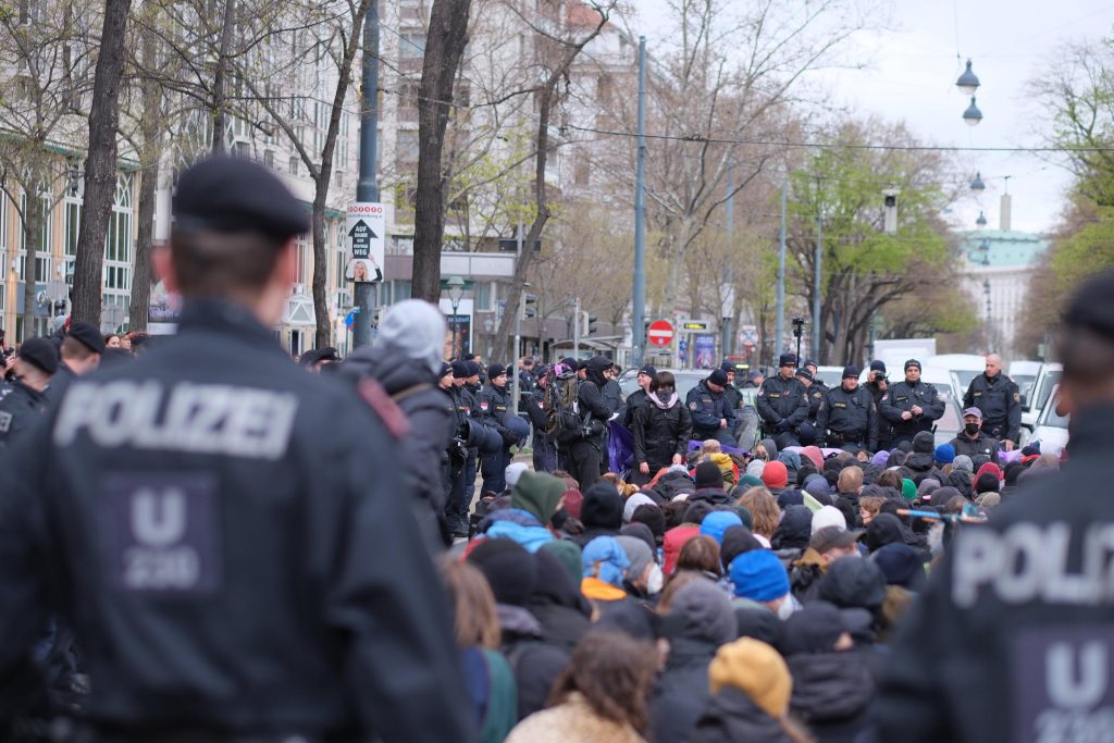Polizeikessel