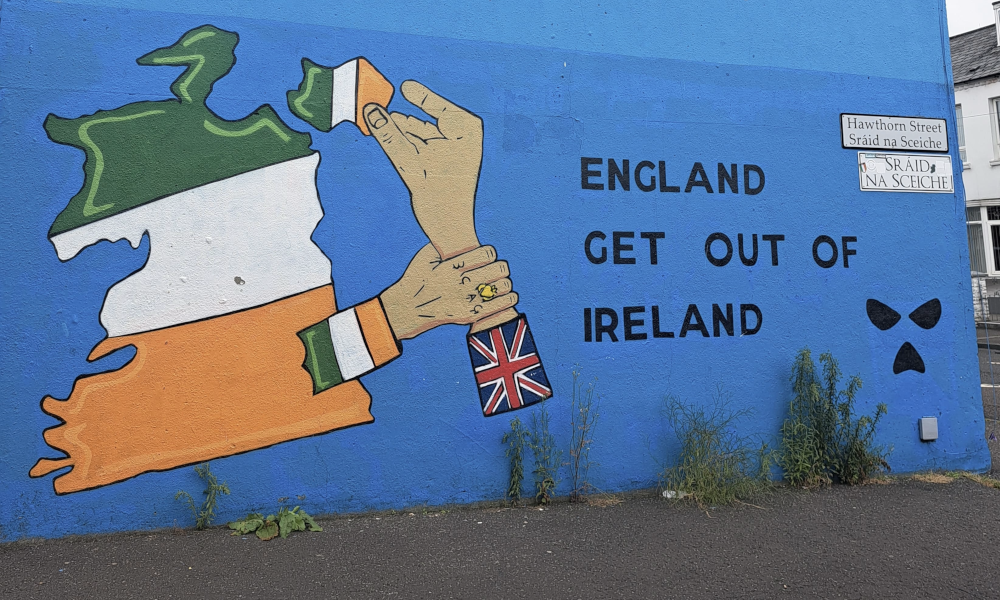 Graffiti: "England get out of Ireland"