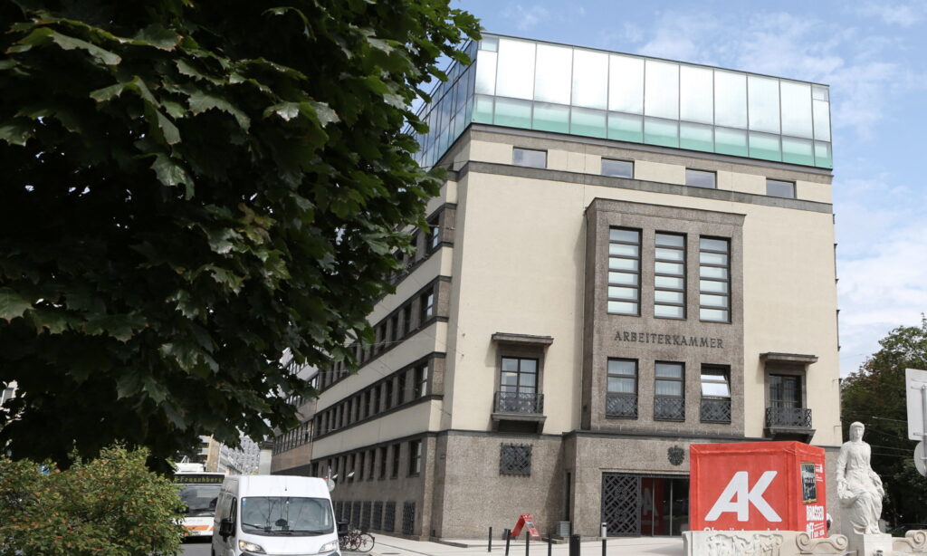 Gebäude der Arbeiterkammer in Linz